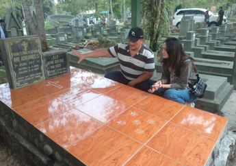 Clift Sangra Sebut Suzzanna Memilih Desain Sendiri Untuk Makamnya