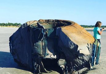 Benda Misterius Mirip UFO Gegerkan Warga Amerika, Saat Disentuh Lembut Mirip Busa!