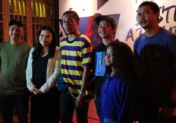 Satu Dekade Berkarya, Bastian Steel Gelar Konser ala Hip Hop!