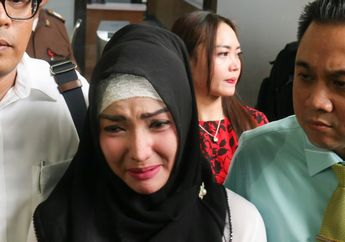 Roro Fitria Tunjukan Bukti Bebas Penjara di Tengah Covid-19