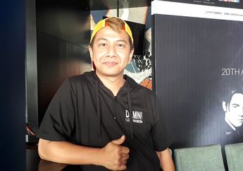 Tak Ingin Bercerai, Delon Ajak Yeslin Wang Pacaran Lagi