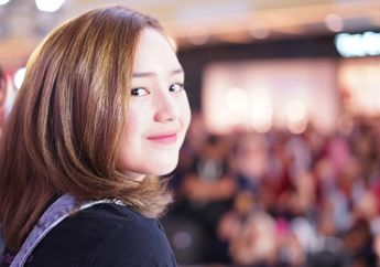 Makin Kece Saat Hangout, Tiru 7 Gaya Rambut Ala Beby Tsabina Ini!