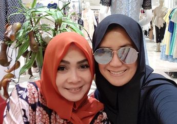 Rieta Amalia Ucapkan Ulang Tahun Untuk Sahabat Lama, Nicky Astria