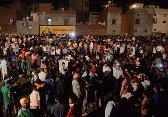 Lagi, Kereta Api Melaju Kencang Tabrak Kerumunan Orang  di India