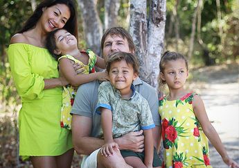 Rahasia Sederhana Indah Kalalo dalam Menjaga Keharmonisan Keluarga