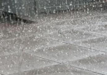 9 Ciri-Ciri Hujan Es yang Patut di Waspadai Selama Musim Pancaroba