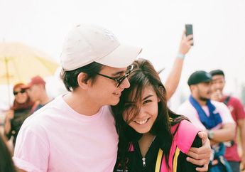 Adipati Dolken Persembahkan Kado Istimewa di Hari Ulang Tahun Vanesha Prescilla