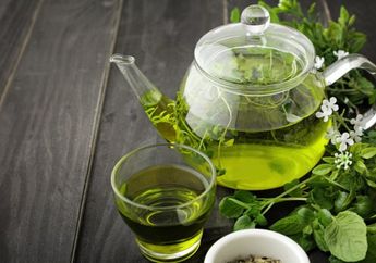 Minum Secangkir Teh Hijau Bisa Bantu Turunkan Berat Badan, Loh!