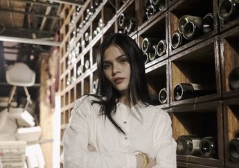 Konsep Foto Maternity Beda dari yang Lain, Firrina Sinatrya Tuai Pujian