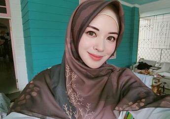 Ceritakan Betapa Spesialnya Ramadhan 2020, Ayana Jihye Moon: Saya Senang karena Adik Saya Masuk Islam