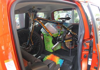 Bagasi Luas Toyota Sienta, Bisa Buat Bawa Sepeda!
