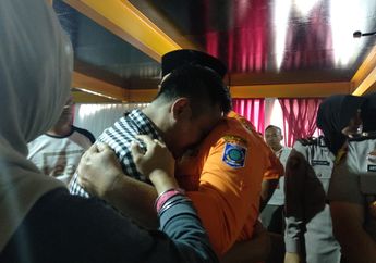 Didatangi Gubernur Bangka Belitung, Keluarga Korban Pesawat Lion Air JT 610 Tak Kuasa Menahan Tangis
