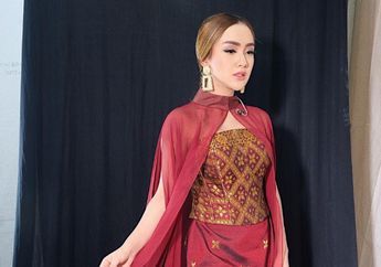 Hadiri Indonesian Television Awards 2018, Cita Citata Tampil Anggun Dalam Balutan Dress Senilai Jutaan Rupiah!