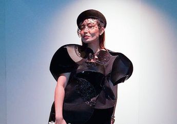 Hadiri Red Carpet Indonesian Television Awards 2018, Ayu Dewi Tampil Anggun Meski Hanya Pakai Kaftan Bekas Lebaran