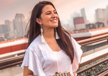 Contek Penampilan Modis ala Marsha Aruan Saat Jalan-jalan di Australia