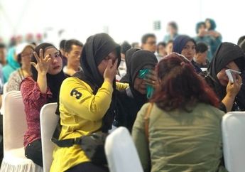 Suaminya Jadi Korban Kecelakaan Pesawat Lion Air JT610, Trisnawati: Kalau Nyawa Suami Saya Ditukar dengan Uang, Saya Nggak Ikhlas