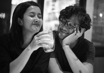 Rayakan Anniversary Pernikahan ke-11, Dwi Sasono Beri Janji Manis kepada Widi Mulia 