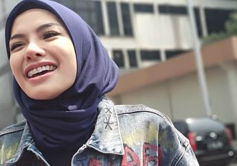 Sempat Foto Buka Hijab, Nikita Mirzani Pernah Curhat Pada Irfan Hakim 