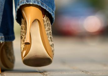 Biar Nyaman Memakai Heels, Perhatikan 5 Tips Membeli Heels Ini Dulu!