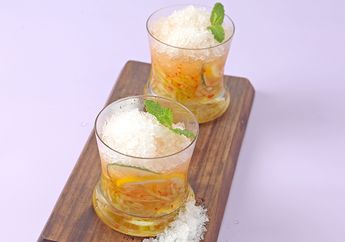 WFH Enaknya Sambil Makan yang Seger nih! Kepoin Cara Membuat Es Rujak Buah yuk