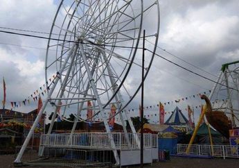 Seluruh Bianglala di Sekaten Yogyakarta Kini Ditutup Akibat Peristiwa Terbaliknya Salah Satu Gerbong Wahana Tersebut