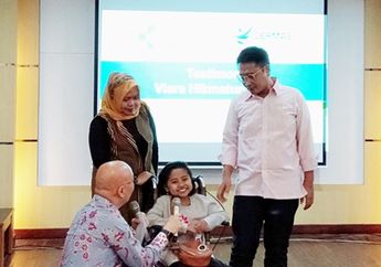 Viara Hikmatun Nisa Selalu Tersenyum Menghadapi Penyakit Gagal Ginjal