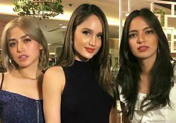 Cinta Laura, Jessica Iskandar dan Nia Ramadhani Foto Bareng, Netizen : Charlie&rsquo;s Angels Indonesia