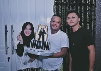 Rayakan Ulang Tahun di Rumah Mewahnya, Netizen Fokus ke Kolam Renang Sule, Ada Apa?