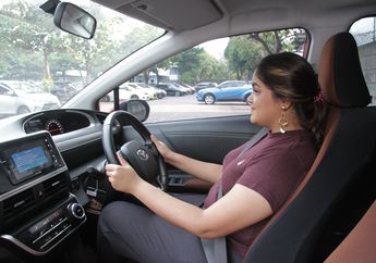 5 Tips Ini Bisa Bikin Kamu Jago Parkir Mobil!