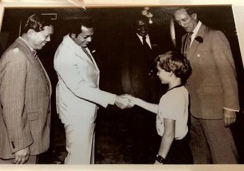 Pernah Jabat Tangan PM Malaysia, Bocah Cilik Ini Sekarang Jadi Pemimpin Kanada