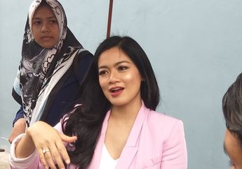 Titi Kamal Kembali Jadi Penyanyi Dangdut di Film Terbarunya 