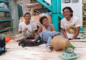 Lewat Pertunjukkan Boneka,  Papermoon Puppet Ingatkan Milenial Soal Sejarah