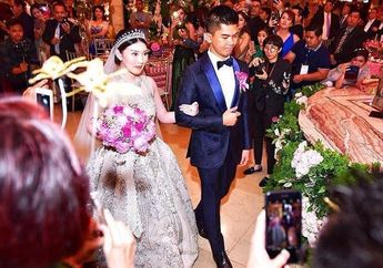 Kue Pernikahan Mewah Bak Istana Disney di Pernikahan Pasangan Crazy Rich Surabaya Curi Perhatian