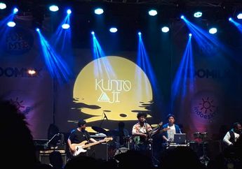 Penampilan Kunto Aji 'Memantrai' Penonton di Jazz Goes to Campus 2018