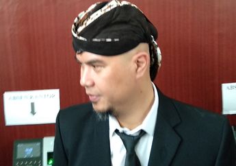 Dijadwalkan Sidang Pledoi, Ahmad Dhani dan Kuasa Hukumnya Ngaret