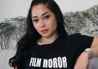 Tampil Stylish Pakai Kaos Ala Nikita Willy. Manis dan Modern!