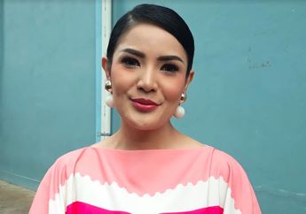 Rencana Liburan Tahun Baru, Nindy Ayunda Galau Pilih Padang atau Bali