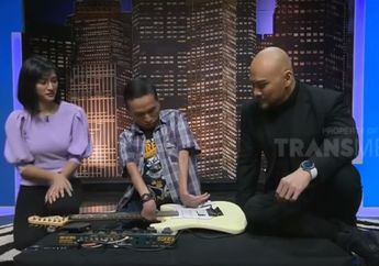 Kisah Haru Yana Mulyana, Gitaris Difabel Sumedang yang Berlatih Selama 18 Tahun Demi Tampil di Depan Jokowi