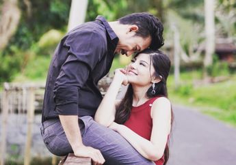 Dita Soedarjo Batal Menikah dengan Denny Sumargo, sang Aktor Kirimkan Surat Cinta : Sebelum Mereka Menyakitimu, Aku Sudah Sakiti Kamu Duluan...