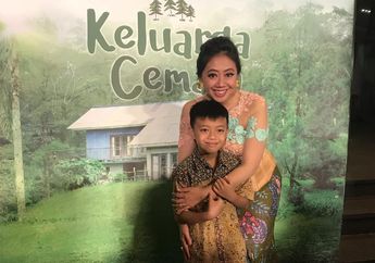 Berderai Air Mata, Asri Welas Kenang Masa Lalunya yang Mirip dengan Kisah Film Keluarga Cemara, Jadi Tulang Punggung Keluarga Saat Suami Dirumahkan