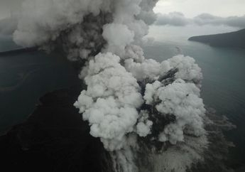 BMKG Khawatir Akan Terjadi Tsunami Susulan Usai Temukan 2 Retakan Baru di Badan Gunung Anak Krakatau
