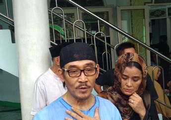 Dian Pramana Poetra Dimakamkan Satu Liang Lahat dengan Ayahnya, Sang Kakak Ungkap Alasannya