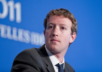 Duh, Ternyata Pemasukan CEO Facebook Mark Zuckeberg Turun Drastis di 2018!