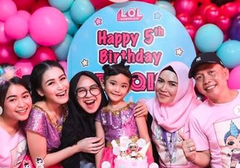 Pimpin Doa Ulang Tahun Bilqis Khumairah, Ayah Ayu Ting Ting: Semoga Bisa Dapat Papah Baru
