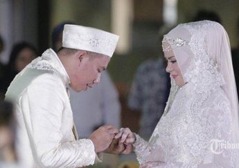 Angel Lelga pada Vicky Prasetyo: Orang Ini Pintar dan Menghipnotis!