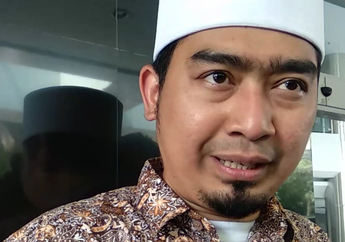 Tak Bisa Menjenguk Lama, Ustaz Solmed Bersyukur Masih Bisa Melihat Ustaz Arifin Ilham Tersenyum
