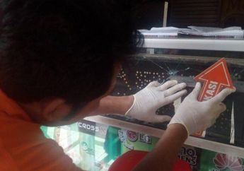 Cintanya Ditolak Oleh Penjaga Konter Ponsel, Pria di Semarang Nekat Lakukan Penembakan dengan Replika Senjata Api