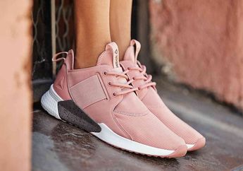 6 Sneakers Warna Pink Milenial yang Akan Hits Sepanjang Tahun 2019, Kamu Sudah Punya?