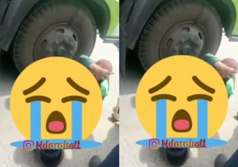 Ngeri! Detik-detik Penyelamatan Ojol Wanita Terserempet Truk Trailer Hingga Merintih Kesakitan Lantaran Kakinya Terjepit Roda