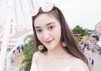5 Gaya Cantik dan Seksi Ranty Maria Mantan Pacar Ammar Zoni Saat Pakai Busana Off Shoulder